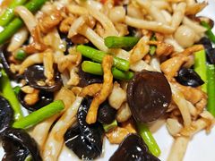 -东来菜馆•手抓海鲜家常菜•海鲜锅贴(鸽子窝店)