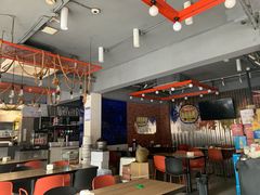 大堂-宝记烧烤·碳锅羊肉·羊蝎子火锅·夜食社(文体路创始店)