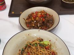 -粉观右江西鲜辣米粉(天地店)