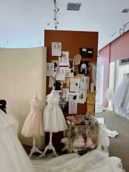 -派丽莫Pellimo原创设计婚纱品牌