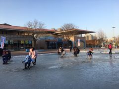-欢乐水魔方水世界