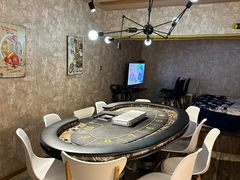 -玩坞轰趴馆·户外团建聚会主题生日派对馆(世豪广场店)