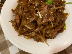 -新大咀港式茶餐厅(宝山万达店)