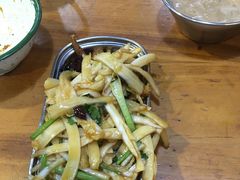 -东镇老火锅(长春路首店)