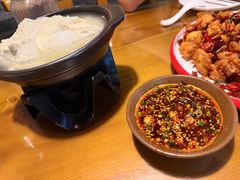 -重庆石磨豆花庄(乔庄店)