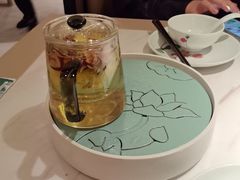 -荷花亭·湖北融合菜(中商广场店)