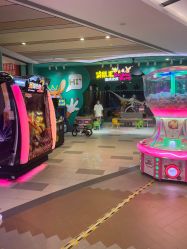 -袋鼠王蹦床公园(中信泰富万达广场嘉定新城店)