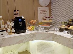 -上海虹桥中心爱琴海亚朵S酒店
