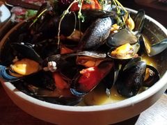 法国蓝口贝-斯普汇生蚝牛排馆(中骏世界城店)