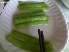 清炒丝瓜-巴渝兄弟川菜(宽街店)