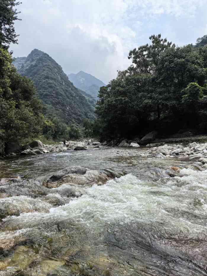 高冠瀑布农家乐图片