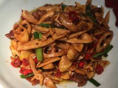 -洞庭土菜小炒馆(易发广场店)