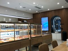 面包甜点陈列柜-石头先生的烤炉(济南领秀城贵和店)