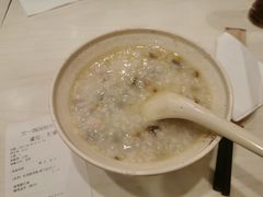 皮蛋瘦肉粥-咬不得高祖生煎·简餐(骆家庄店)