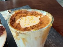 -luutosa  cafe & tea 鹿兔山