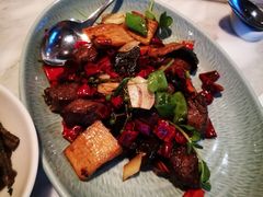 黑金蒜辣子牛肉眼-无锡苏宁银河国际酒店-悦府65中餐厅