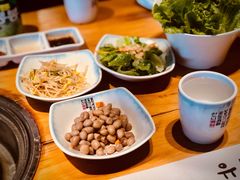 小菜-唯成•韩国炭火烤肉 유성고기