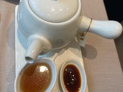 黑蒜炖鲍鱼-尚一汤·粤菜海鲜(环球港店)