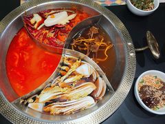 -廖掌柜·重庆鲜货火锅(上海首店)