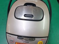 -中央商场维修(东明路店)