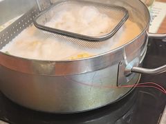 -樾餐厅泰式海鲜火锅(民歌湖店)