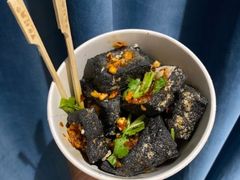 -黑色经典臭豆腐·湖南特产(太平街口店)