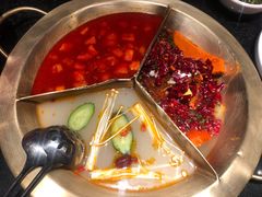 -周师兄大刀腰片火锅(洪崖洞旗舰店)