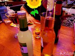 -Helens海伦司小酒馆(王家湾人信汇店)