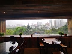 -包整·丝娃娃(甲秀楼景观店)