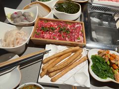 -海底捞火锅鲜切牛肉主题店(长寿路店)