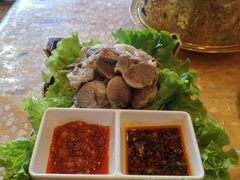 手扒肉-牧人嘎查蒙餐(富强路店)