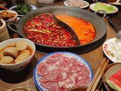 -萍姐火锅·公路夜市(武汉首店)