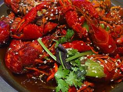 -爱啤精酿·民谣酒馆(滨江店)