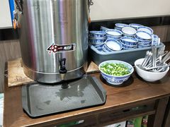 -崇德楼水盆牛羊肉泡馍馆(文艺路店)