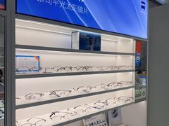 -诺柯视眼镜-蔡司依视路官方工厂店(淞南一店)