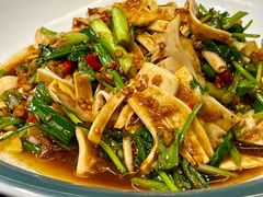 蒜香黄喉-蔼若春.传承云南菜(金碧公园店)