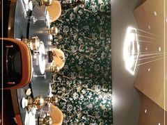 -鼎泰亨·海鲜牛肉餐厅(滨江店)