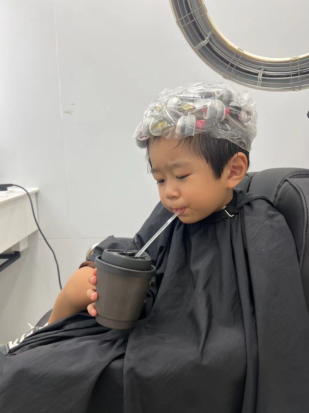 宝宝发型也要酷