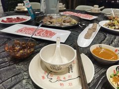 -天都火锅酒楼(虹梅南路店)