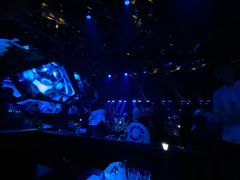 -简奥斯汀·赫本酒吧