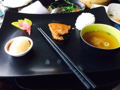 日式烤三文鱼套餐-厦门海港英迪格酒店(中山路店)