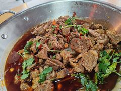 -大众跷脚牛肉馆·非遗传承单位(峨眉山店)