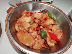 -刘胖子家常菜·蹄花焖藕(中央花园店)