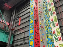 -极限PLAY运动娱乐新世界·团建派对潮玩休闲馆·室内蹦极高空游乐园