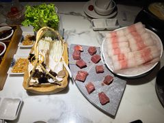 -无界釜·河豚鱼汤锅(红山动物园店)