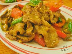 黄芥末酱炒牛肉-乾坤饭店