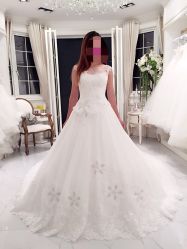-LA GRACE高端婚纱礼服定制馆