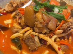 -富正毅三下锅·湘西韵味(天门山索道店)