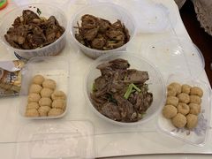 爆辣干锅鸭头-安诚居干锅鸭头(八角店)