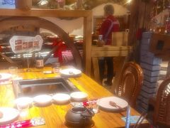 -老牌坊云南鱼豆花火锅(爱建店)